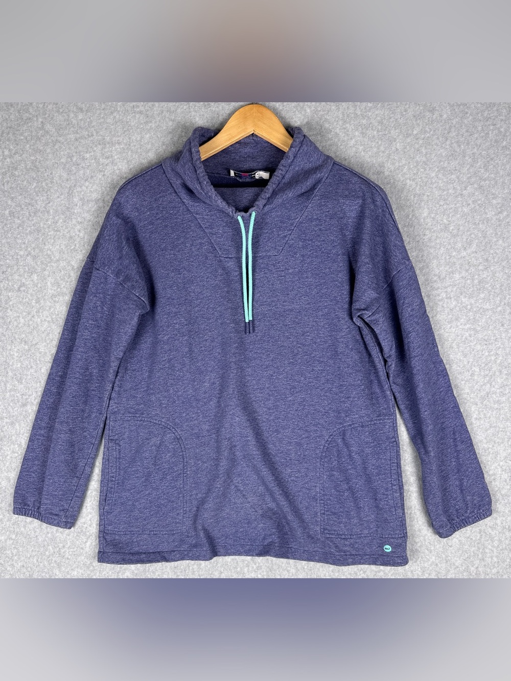 Vineyard Vines Performance Cowl Neck Pullover Women's M Purple Blue Whale